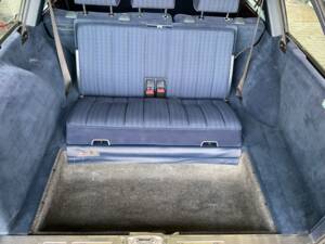 Image 37/149 of Mercedes-Benz 320 TE (1993)