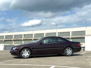 Immagine 3/28 di Mercedes-Benz CL 600 (2001)