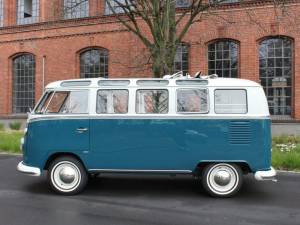 Imagen 3/35 de Volkswagen T1 Samba (1966)