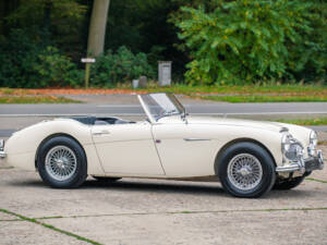 Image 14/35 of Austin-Healey 3000 Mk II (BT7) (1962)