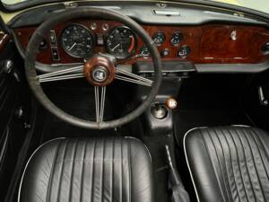 Afbeelding 13/39 van Triumph TR 250 (1967)