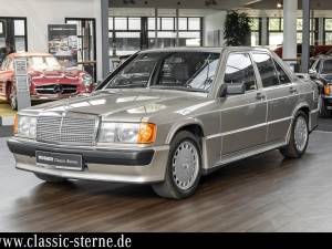 Image 1/15 de Mercedes-Benz 190 E 2.3-16 (1986)