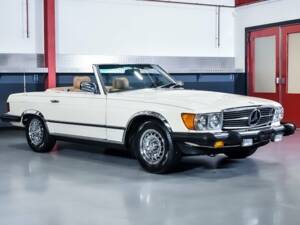 Immagine 1/7 di Mercedes-Benz 380 SL (1984)