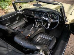 Afbeelding 2/45 van Jaguar E-Type V12 (1973)