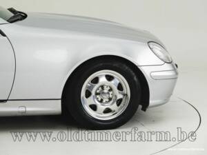 Afbeelding 10/15 van Mercedes-Benz SLK 200 Kompressor (2001)