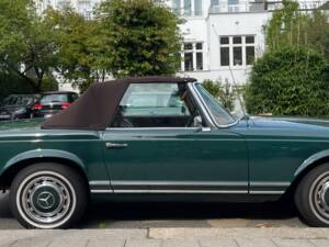 Image 38/69 of Mercedes-Benz 280 SL (1971)