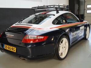 Image 34/50 de Porsche 911 Carrera (2005)