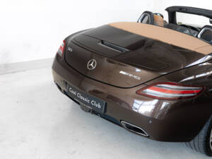 Afbeelding 40/46 van Mercedes-Benz SLS AMG Roadster (2012)