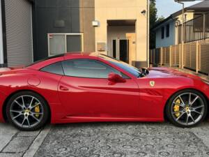 Afbeelding 6/45 van Ferrari California (2009)