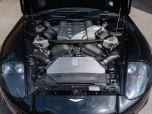 Bild 36/42 von Aston Martin V12 Vanquish S Ultimate Edition (2007)