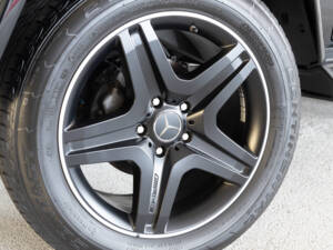 Bild 21/50 von Mercedes-Benz G 500 (SWB) (2013)