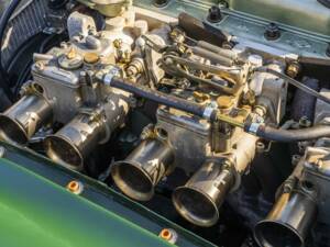 Bild 27/29 von MG MGC (1969)