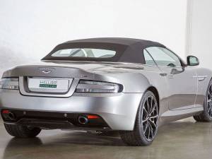 Image 7/20 of Aston Martin DB 9 GT Volante (2017)