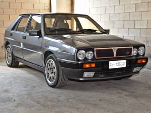 Image 1/35 of Lancia Delta HF Integrale 16V (1990)