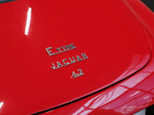 Image 16/23 de Jaguar Type E 4.2 (1967)