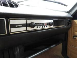 Image 8/15 of FIAT 128 (1973)