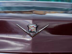 Bild 35/200 von Cadillac Coupe DeVille (1968)