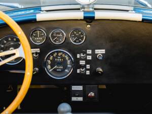 Bild 53/68 von Shelby Cobra 289 (1966)