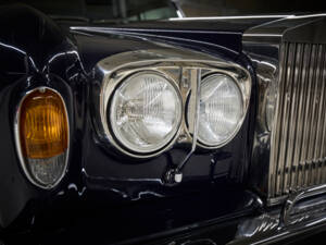 Image 21/100 de Rolls-Royce Silver Shadow II (1979)