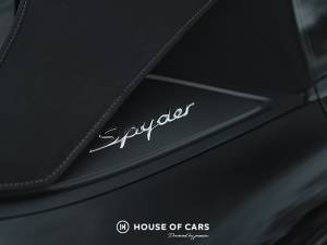 Image 11/36 of Porsche Boxster Spyder (2016)