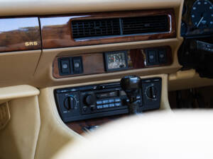 Image 18/19 of Jaguar XJS 4.0 (1994)