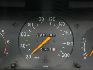 Image 26/29 of Saab 900 2.0i 16V (1993)