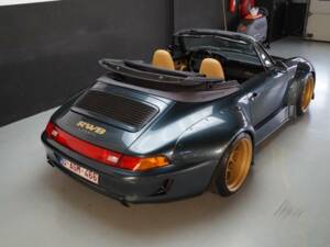 Image 5/50 of Porsche 911 Carrera RWB (1995)