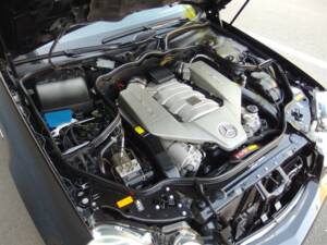 Image 71/98 of Mercedes-Benz E 63 AMG T (2008)
