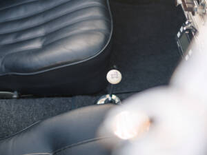Image 30/42 de Mercedes-Benz 190 SL (1961)