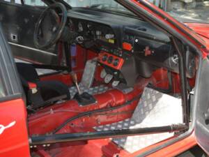 Image 5/15 of Alfa Romeo GTV 6 2.5 (1983)