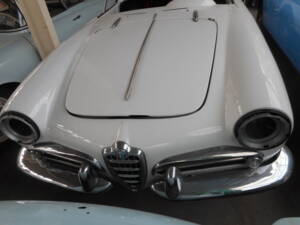 Image 10/13 of Alfa Romeo Giulietta Spider (1962)