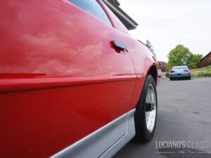 Bild 24/66 von Pontiac Firebird TransAm (1989)