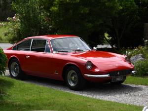Bild 8/19 von Ferrari 365 GT 2+2 (1970)
