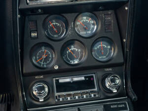 Bild 49/62 von Chevrolet Corvette Stingray (1970)