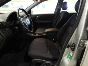 Image 5/15 of Mercedes-Benz C 200 Kompressor (2000)