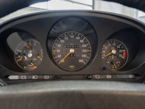 Immagine 24/33 di Mercedes-Benz 500 SL (1985)