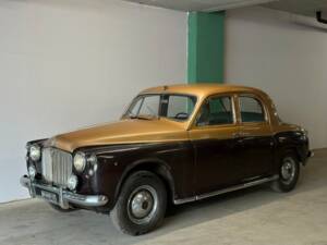 Image 2/7 of Rover 105S (1958)