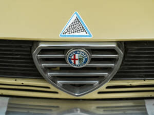 Image 10/50 de Alfa Romeo Alfetta GT 1.8 (1975)