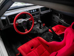 Image 2/50 of Ford RS200 (1986)