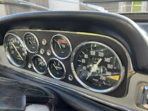 Bild 17/17 von Peugeot 404 Injection (1968)