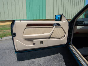 Image 17/26 of Mercedes-Benz E 320 (1996)