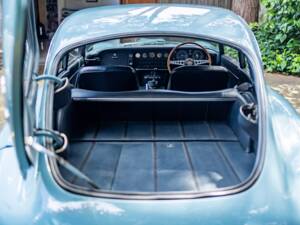 Bild 14/50 von Jaguar E-Type (2+2) (1969)