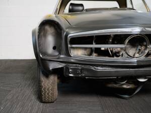 Image 41/47 de Mercedes-Benz 250 SL (1967)