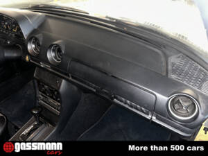 Image 11/15 de Mercedes-Benz 300 D (1977)