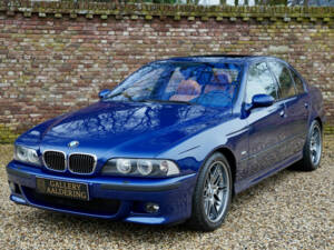 Immagine 26/50 di BMW M5 (2002)