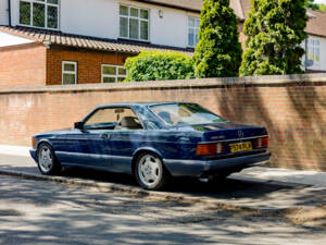 Image 43/50 of Mercedes-Benz 500 SEC (1989)