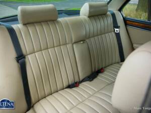 Image 27/57 de Jaguar XJ 12 (1986)