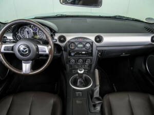 Imagen 7/50 de Mazda MX-5 1.8 (2008)