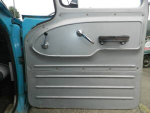 Bild 19/71 von Chevrolet Apache Panel (1960)