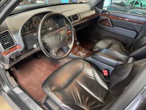 Image 25/56 de Mercedes-Benz 600 SEL (1991)